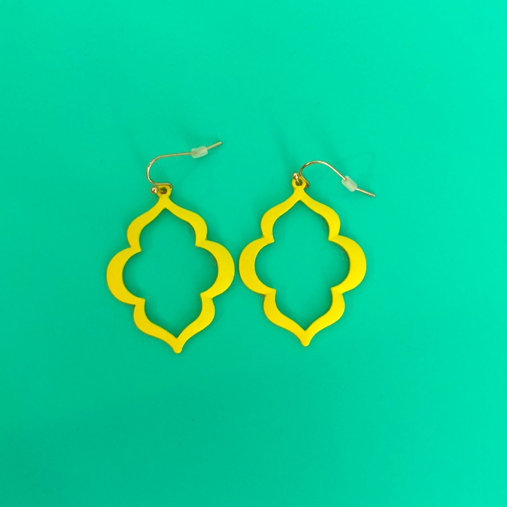 Yellow drop fashion earrings